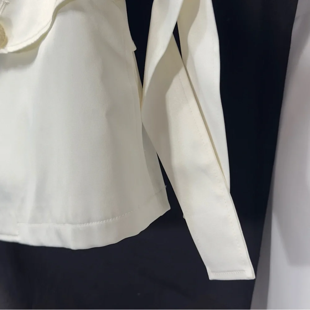 Vertigo Paris Cream Cropped Satin Bomber Jacket - Picture 4 of 16